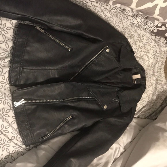 Black leather jacket - Picture 2 of 3